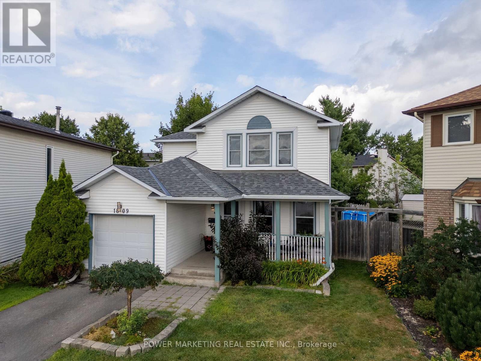 1809 Chopin Place