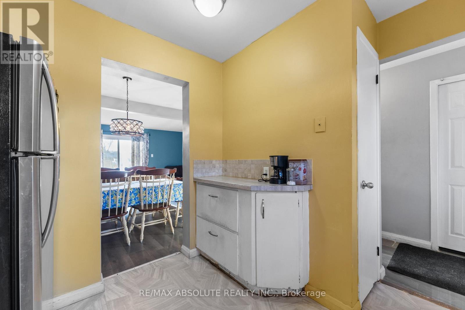 6138 Brookside Lane