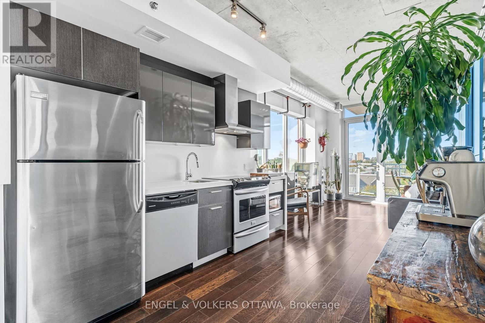 603 - 360 Mcleod Street