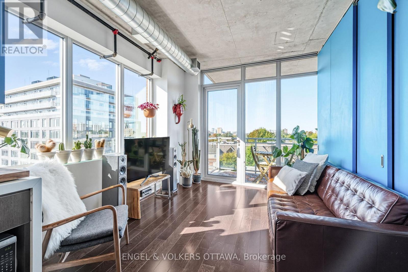 603 - 360 Mcleod Street