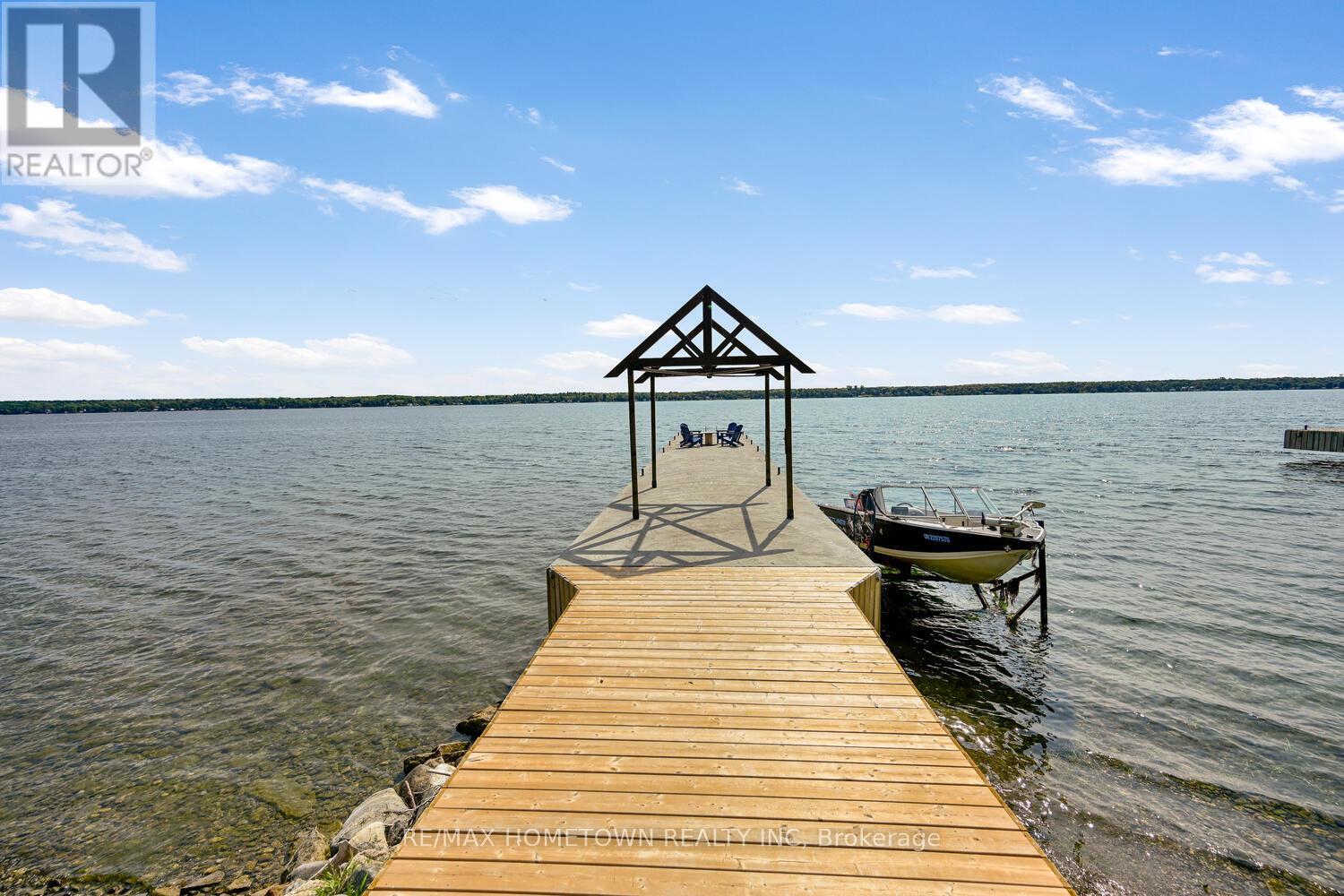 5 Shoreside Way