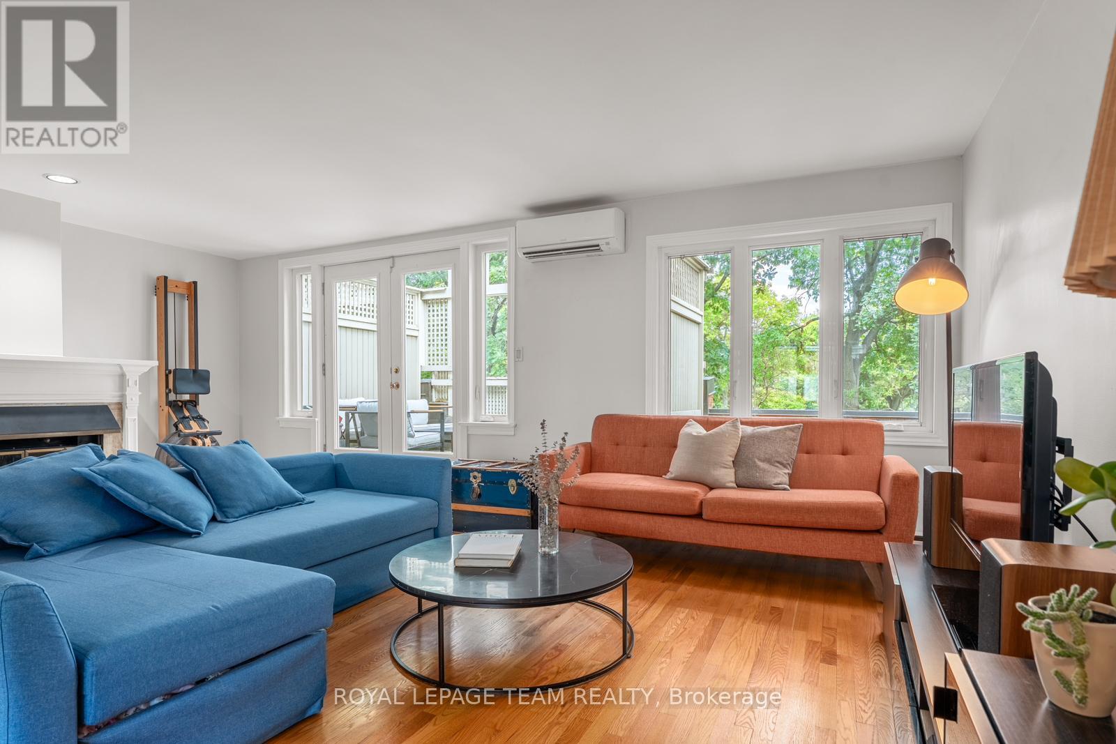 26 - 20 Charlevoix Street