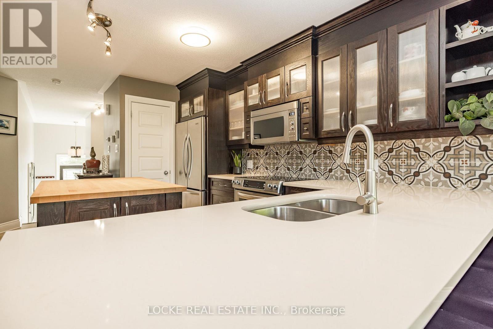 106 Parkrose Private