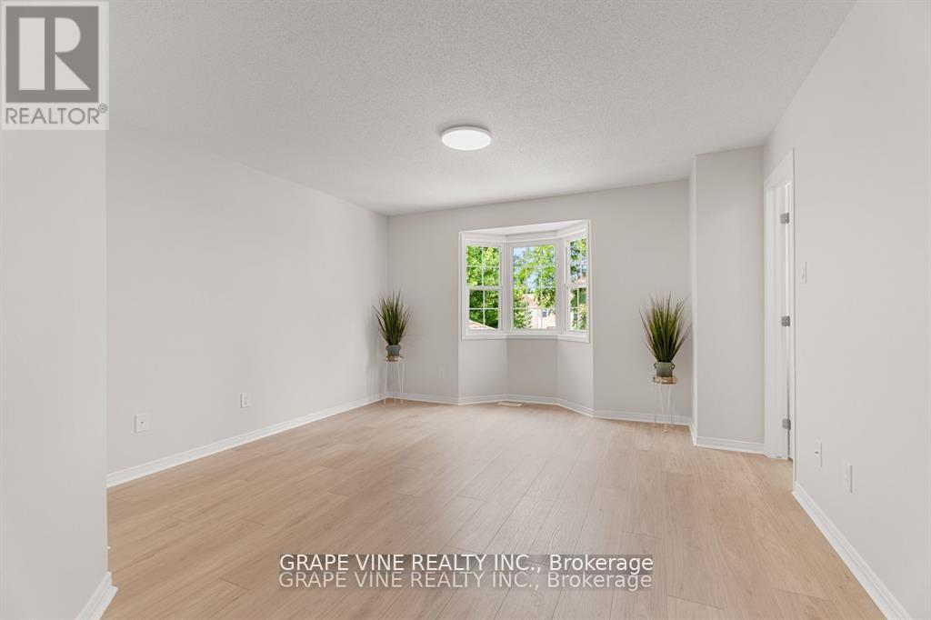 564 Aberfoyle Circle