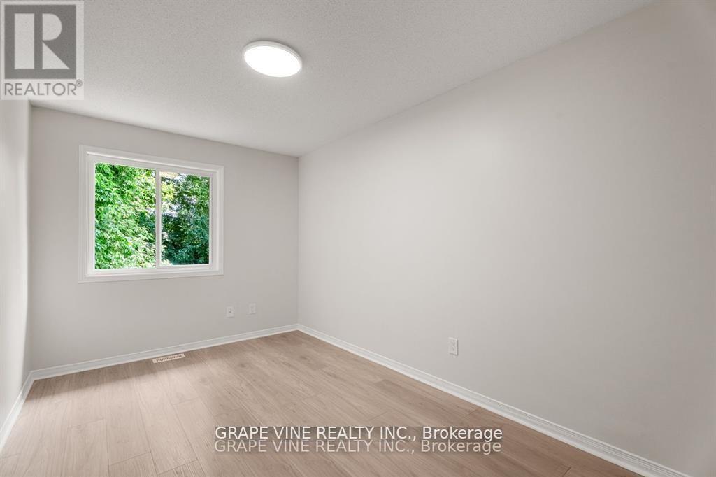 564 Aberfoyle Circle