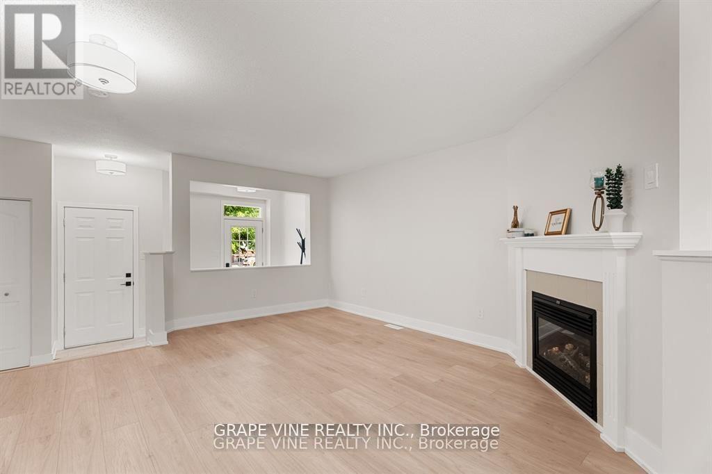 564 Aberfoyle Circle