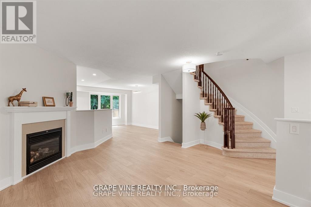 564 Aberfoyle Circle