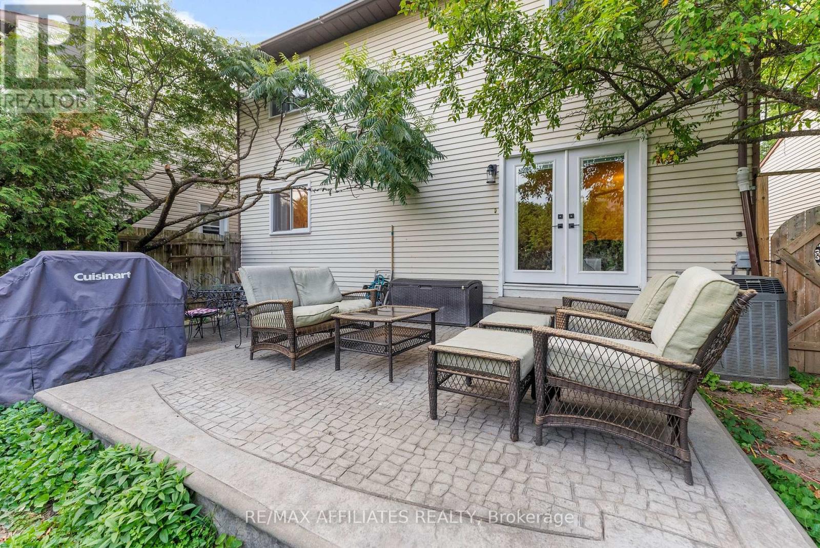 31 Exeter Drive