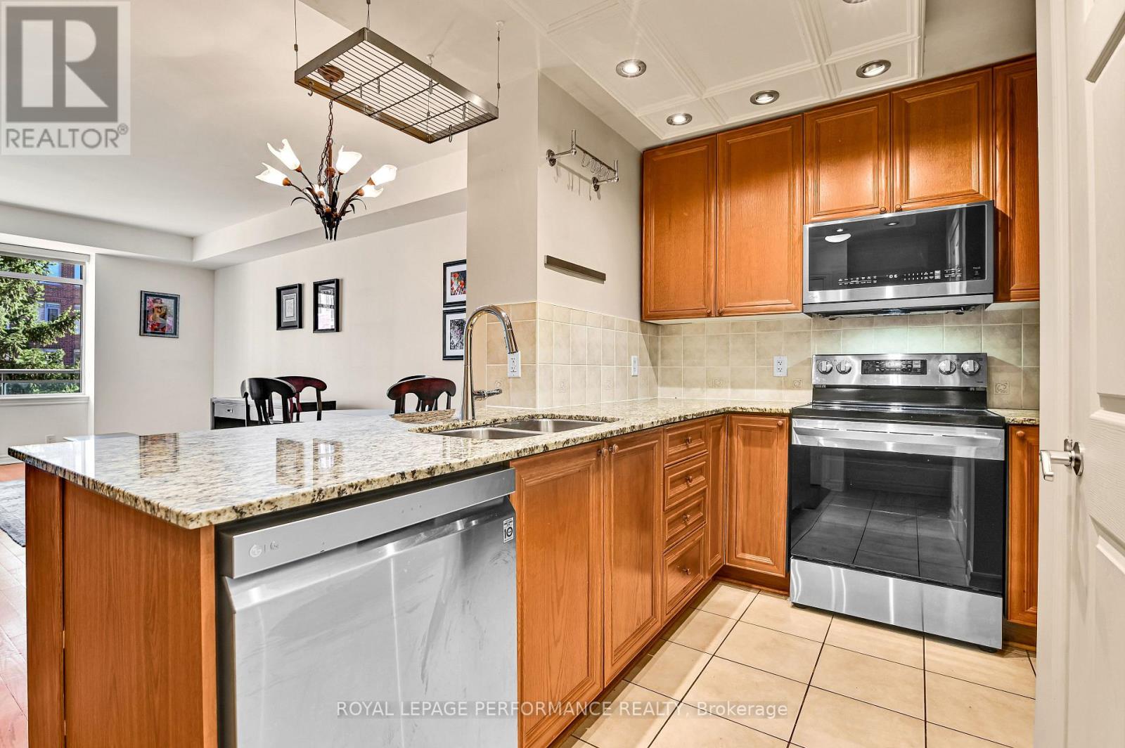 229 - 205 Bolton Street