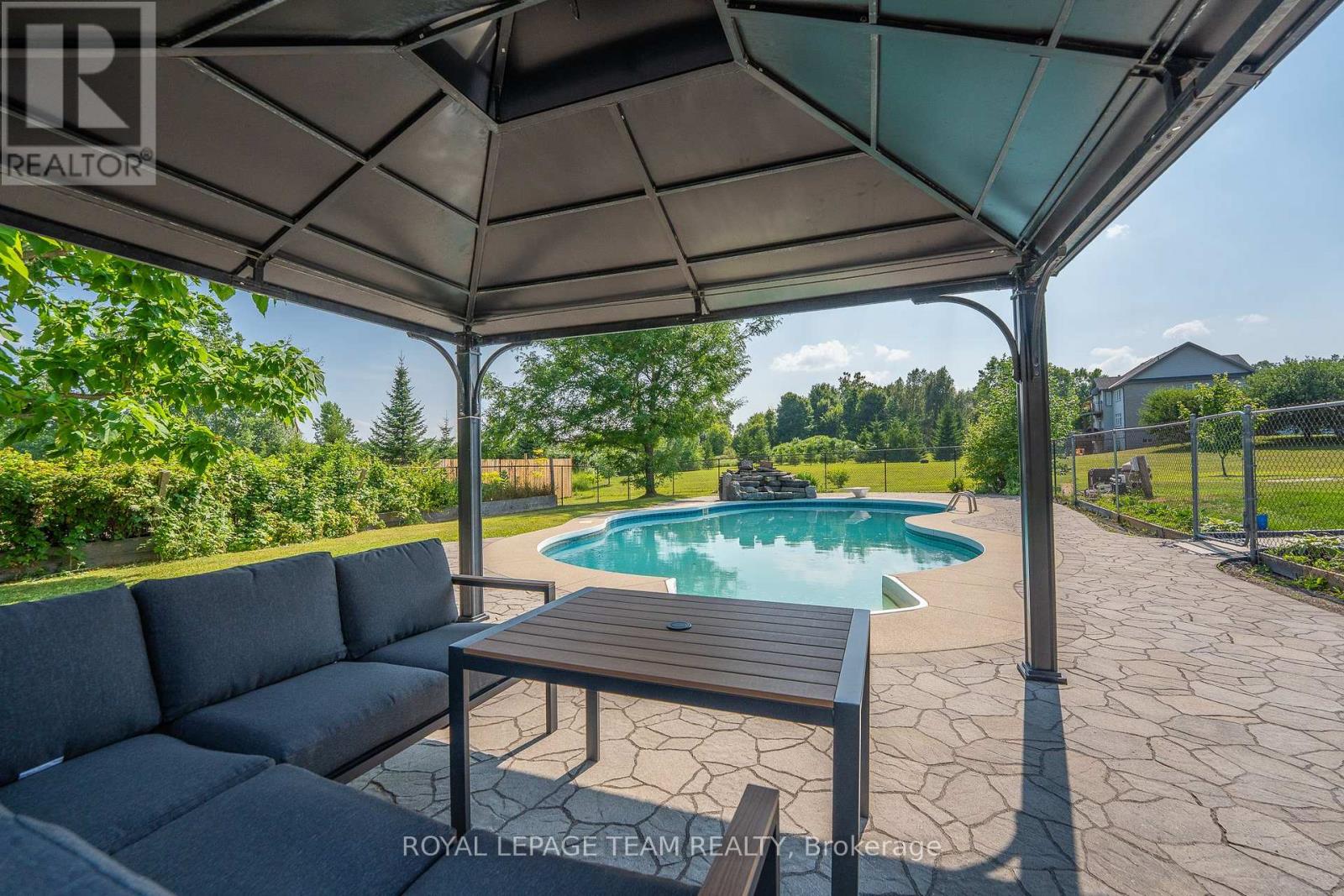 7474 Mitch Owens Road