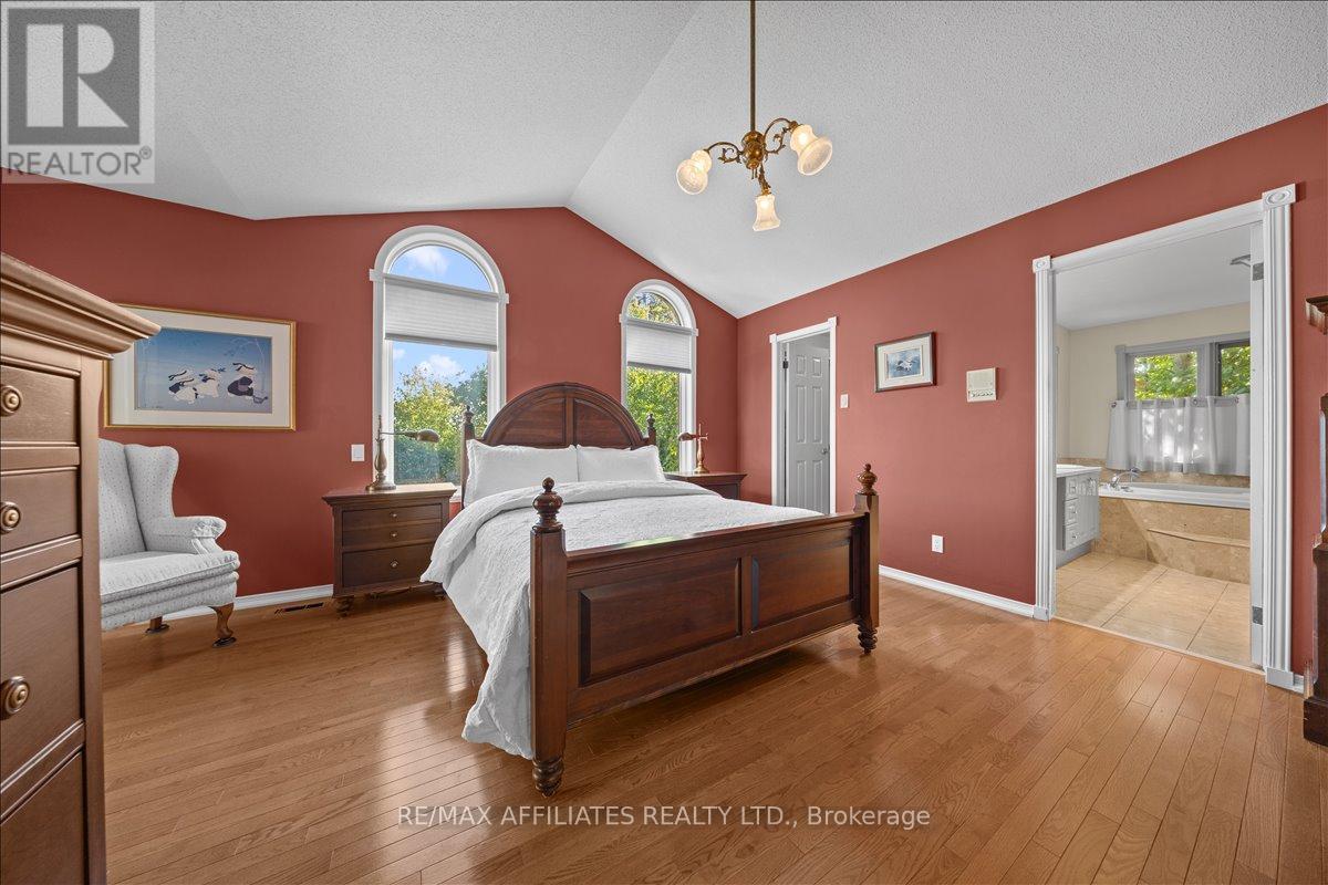 1266 Barnwell Crescent
