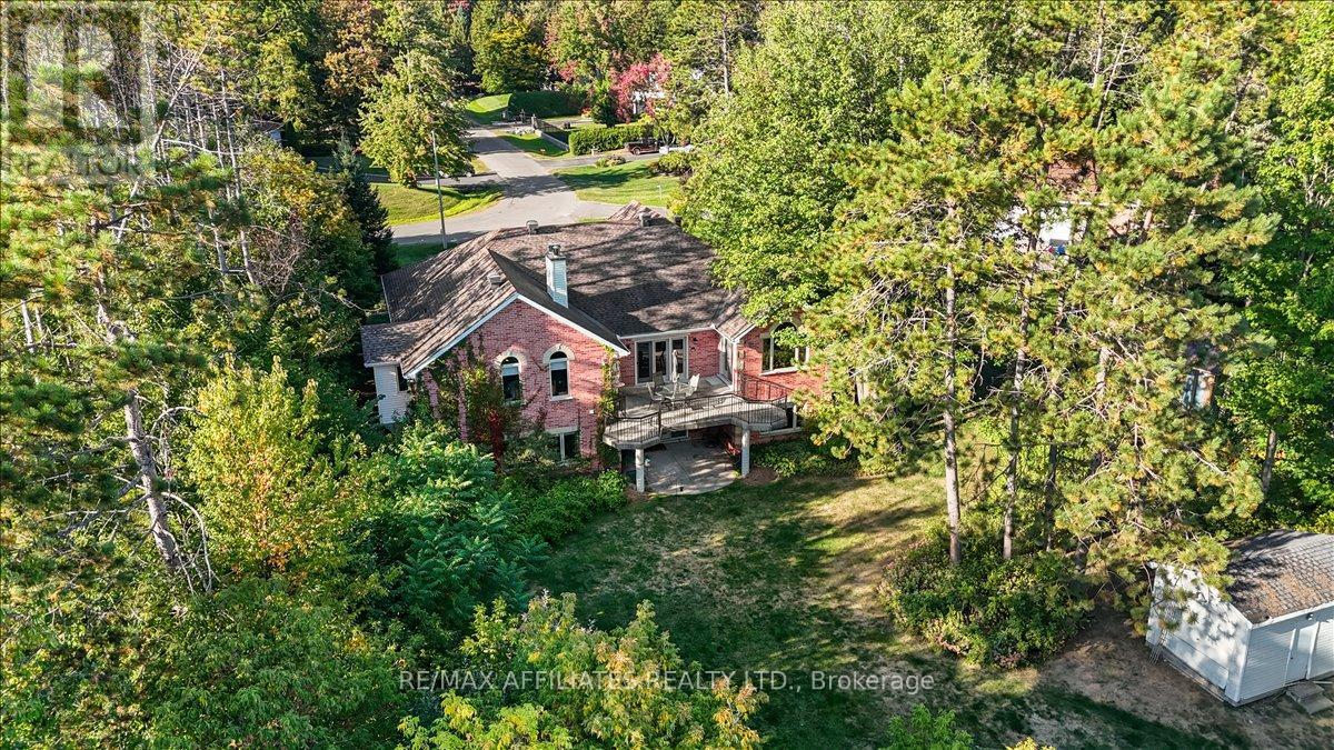 1266 Barnwell Crescent