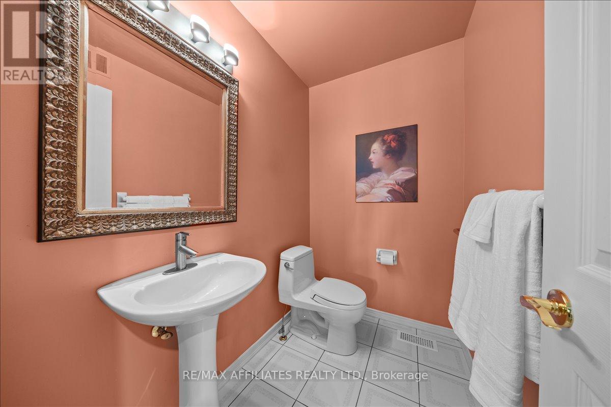 1266 Barnwell Crescent