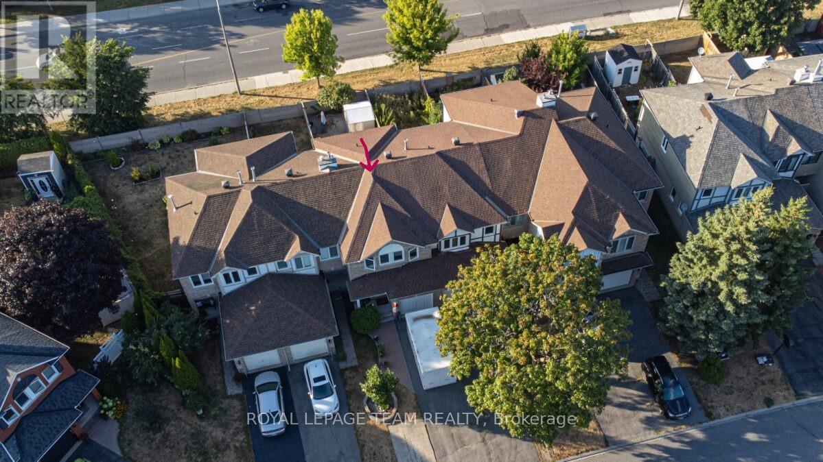 19 Locheland Crescent