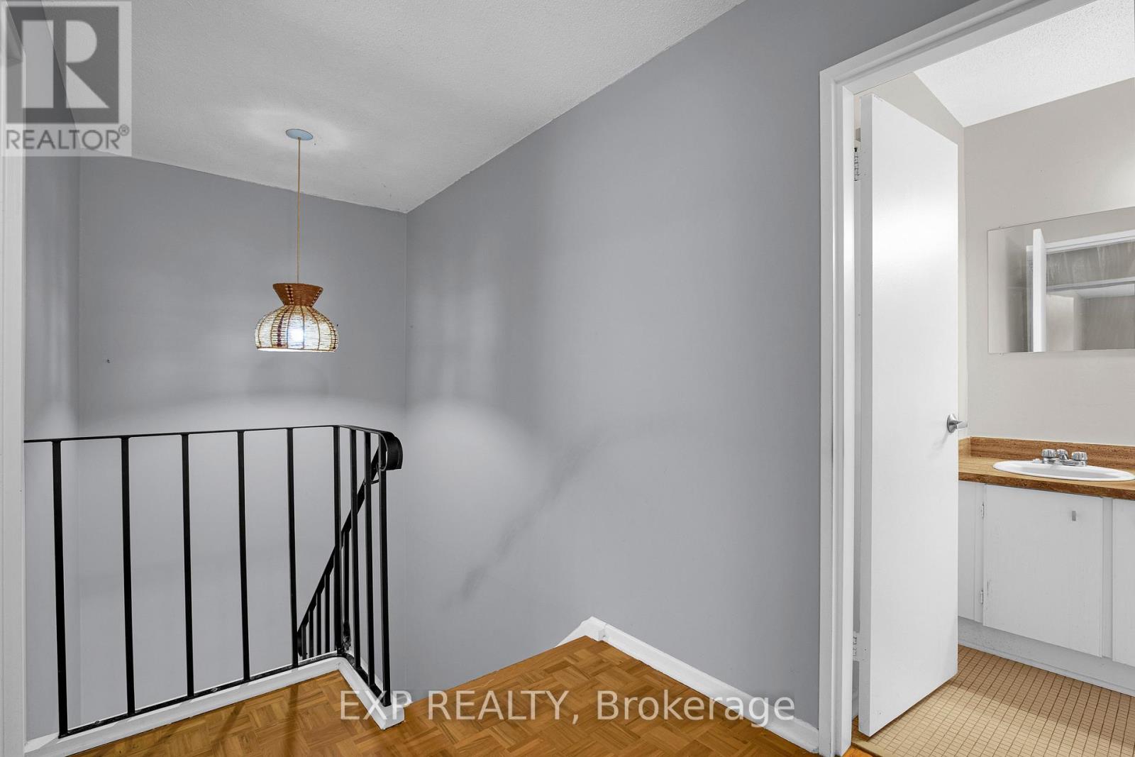 39j - 1958 Jasmine Crescent