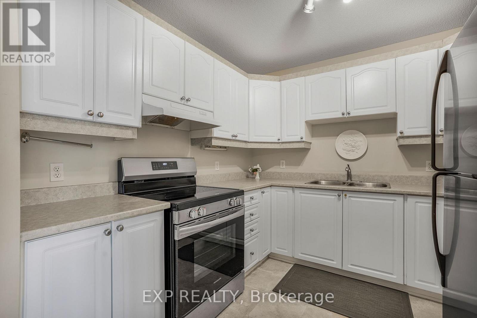 343 Preston Street, 11th Floor