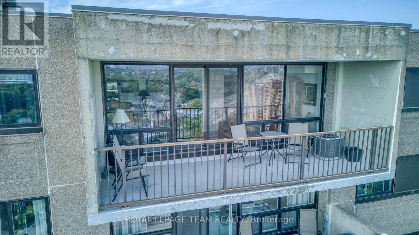 2006 - 1195 Richmond Road