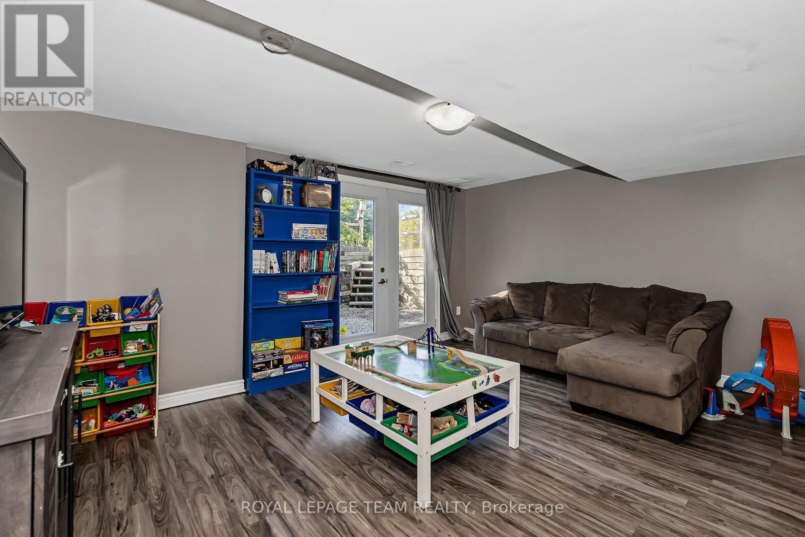 154 Cardinal Crescent