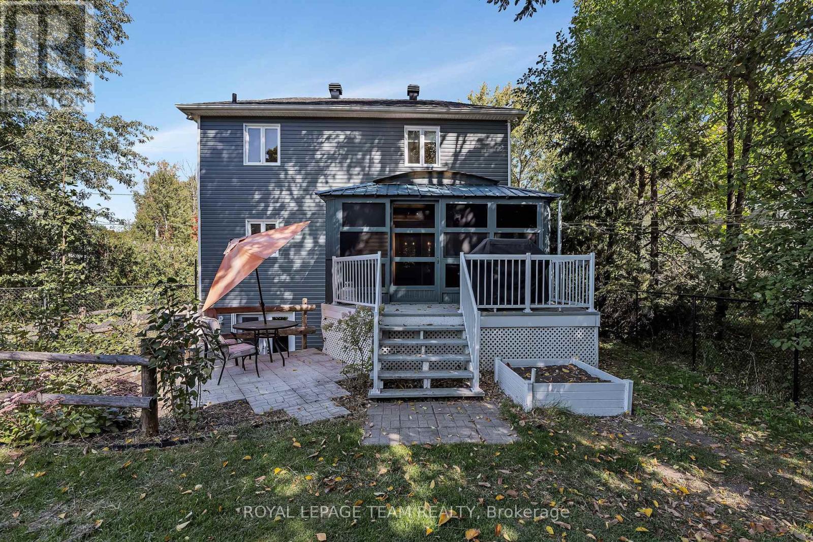 154 Cardinal Crescent