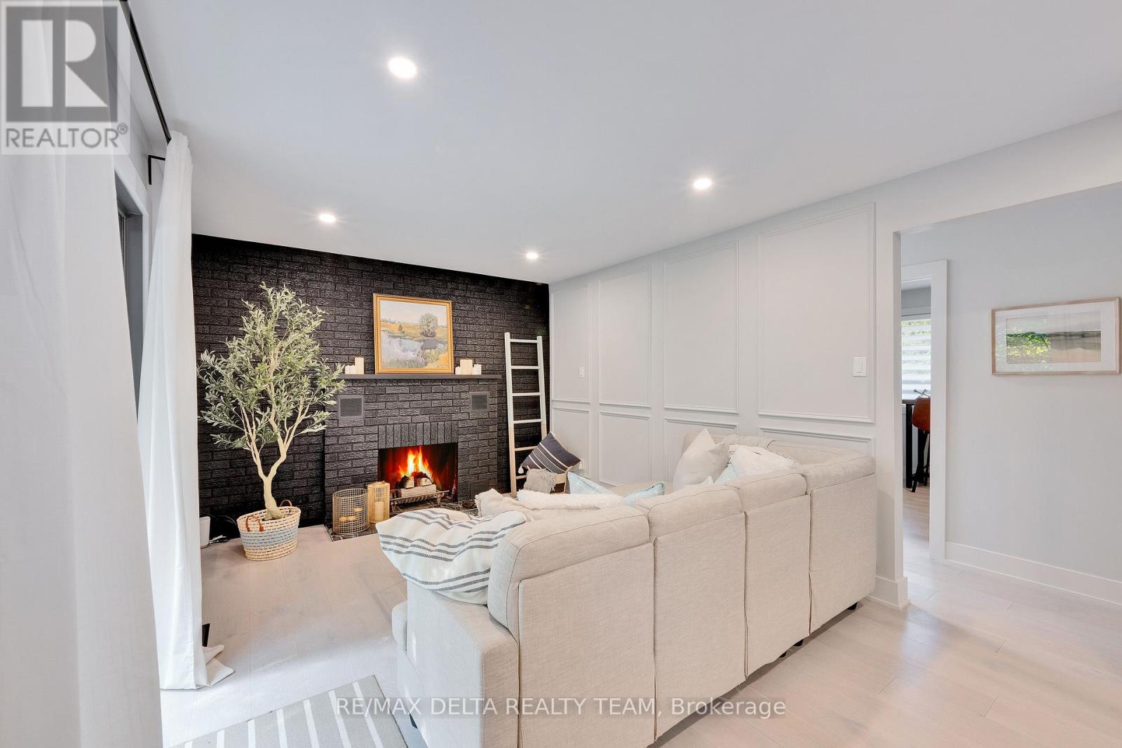 2556 Gravelle Crescent