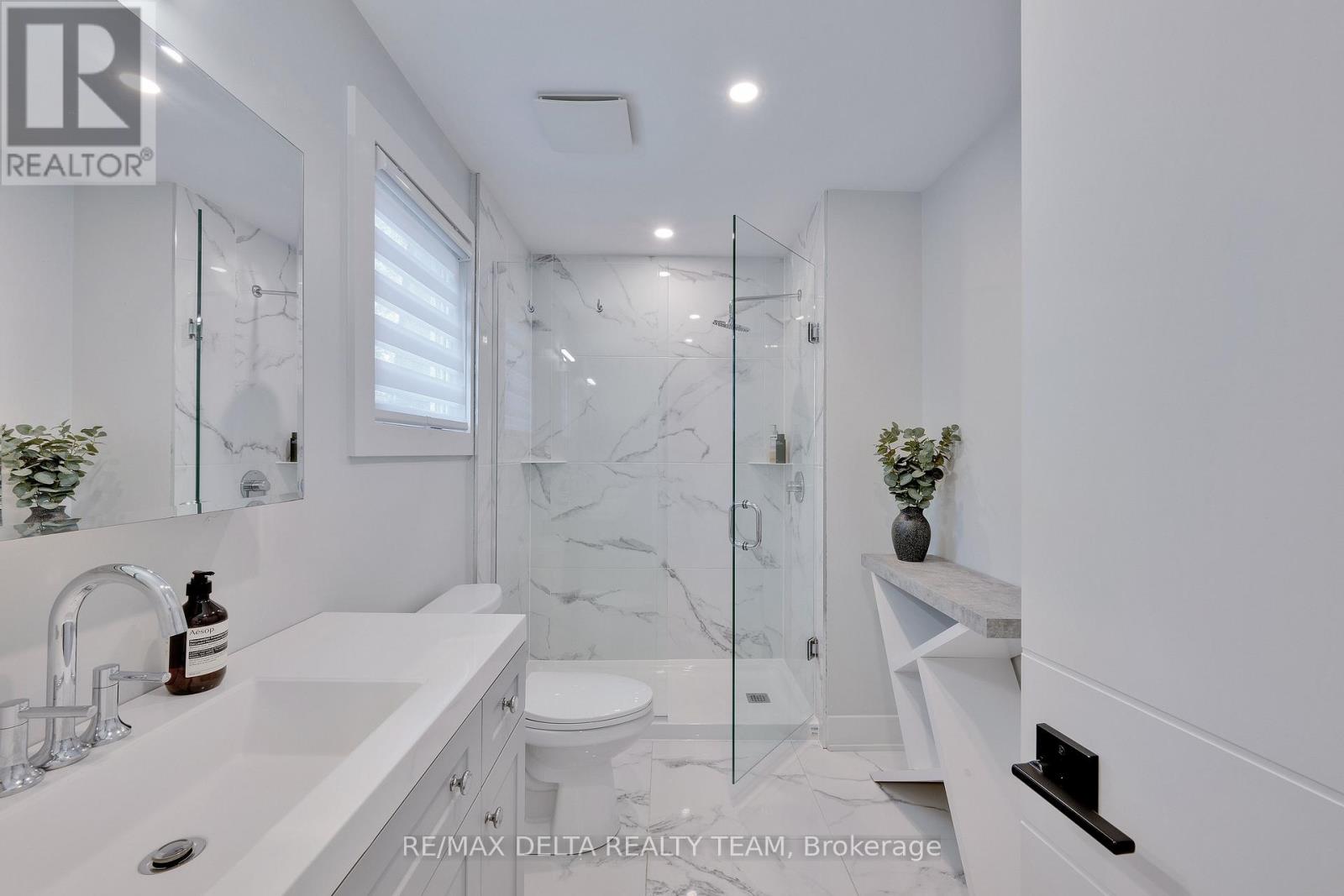 2556 Gravelle Crescent