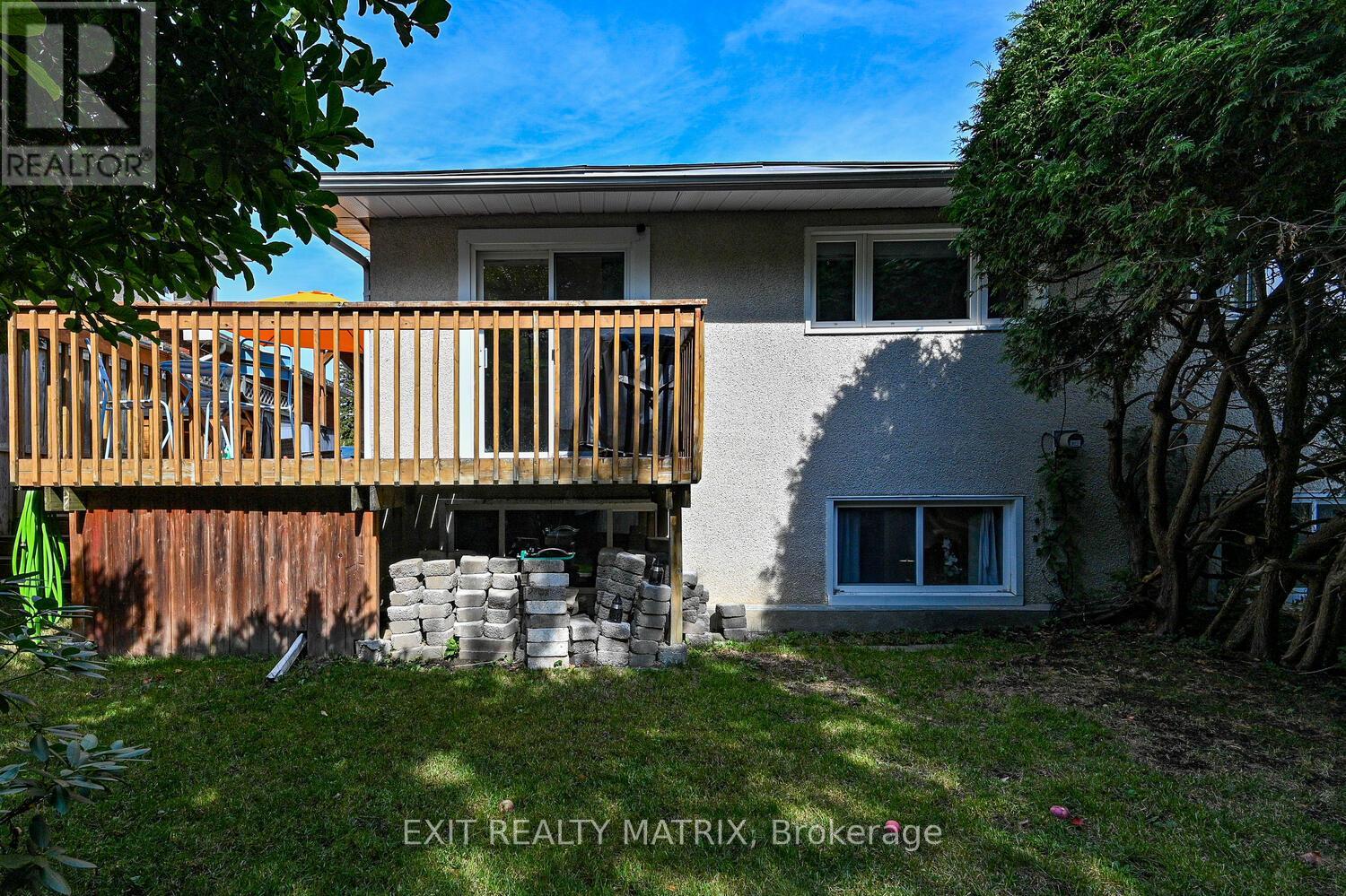 90 Chesterton Drive