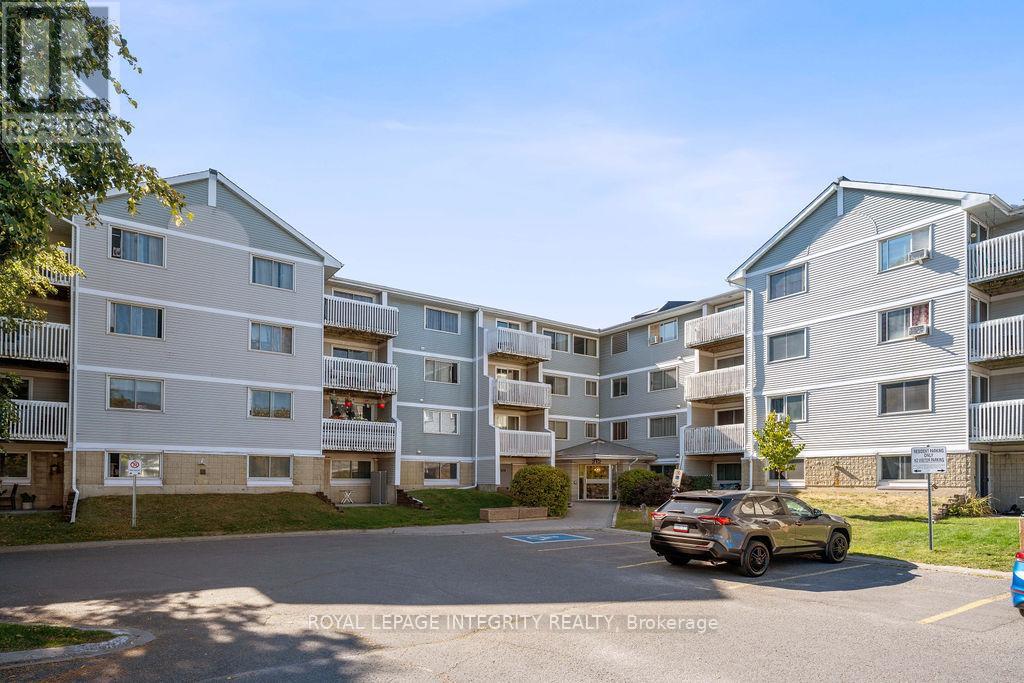 206 - 212 Viewmount Drive