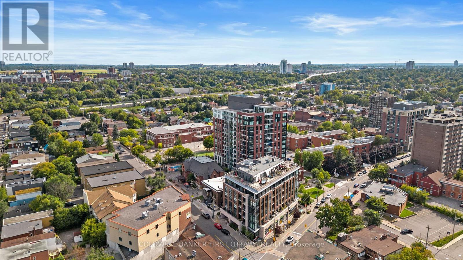 303 - 10 Rosemount Avenue