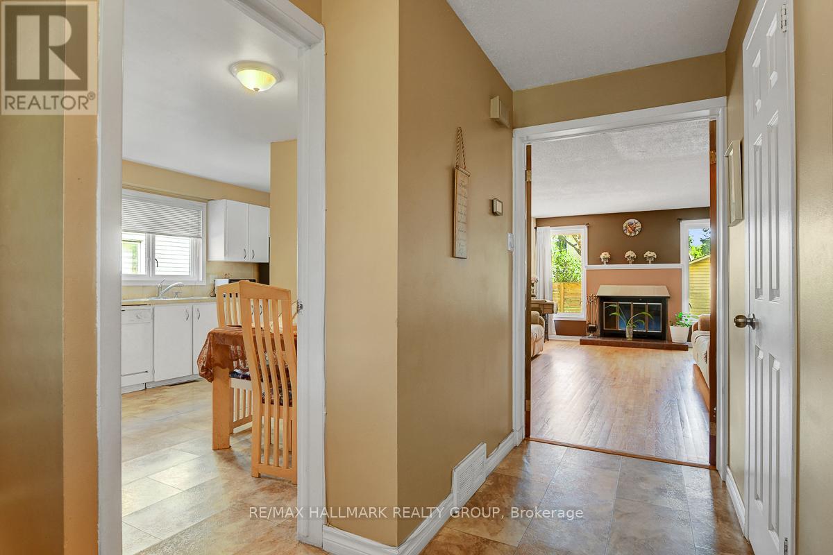 6078 Rivercrest Drive
