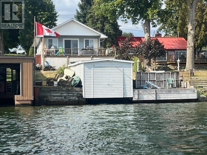 6803 St. Louis Point Road S