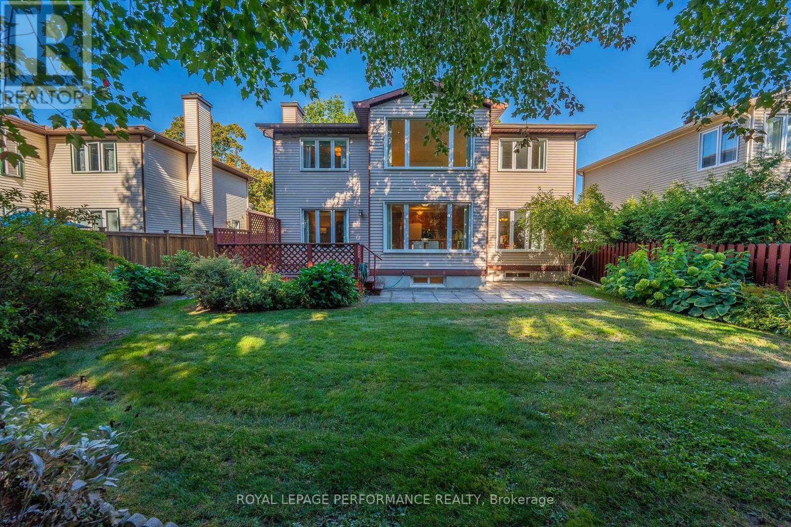 1848 Thistleleaf Crescent