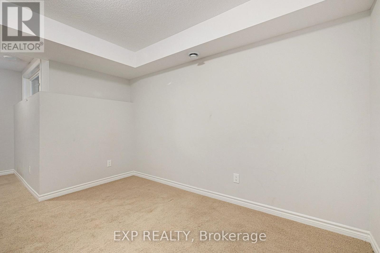 274 Pembina Private