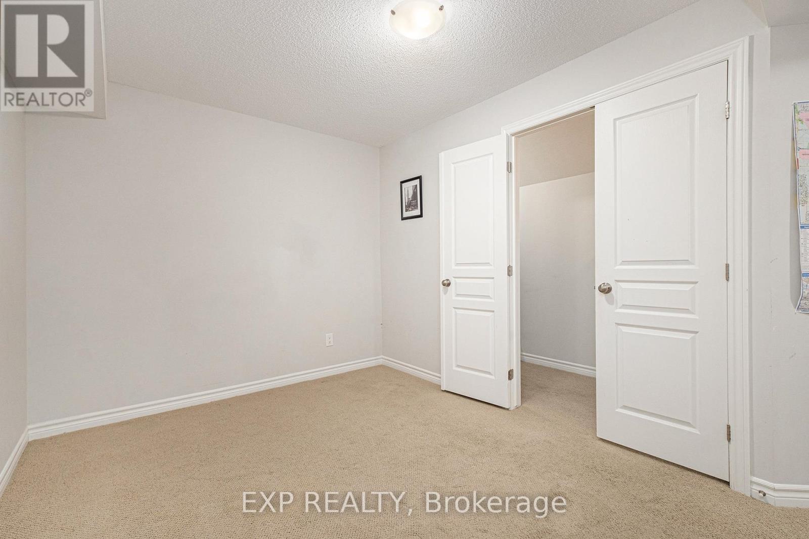 274 Pembina Private