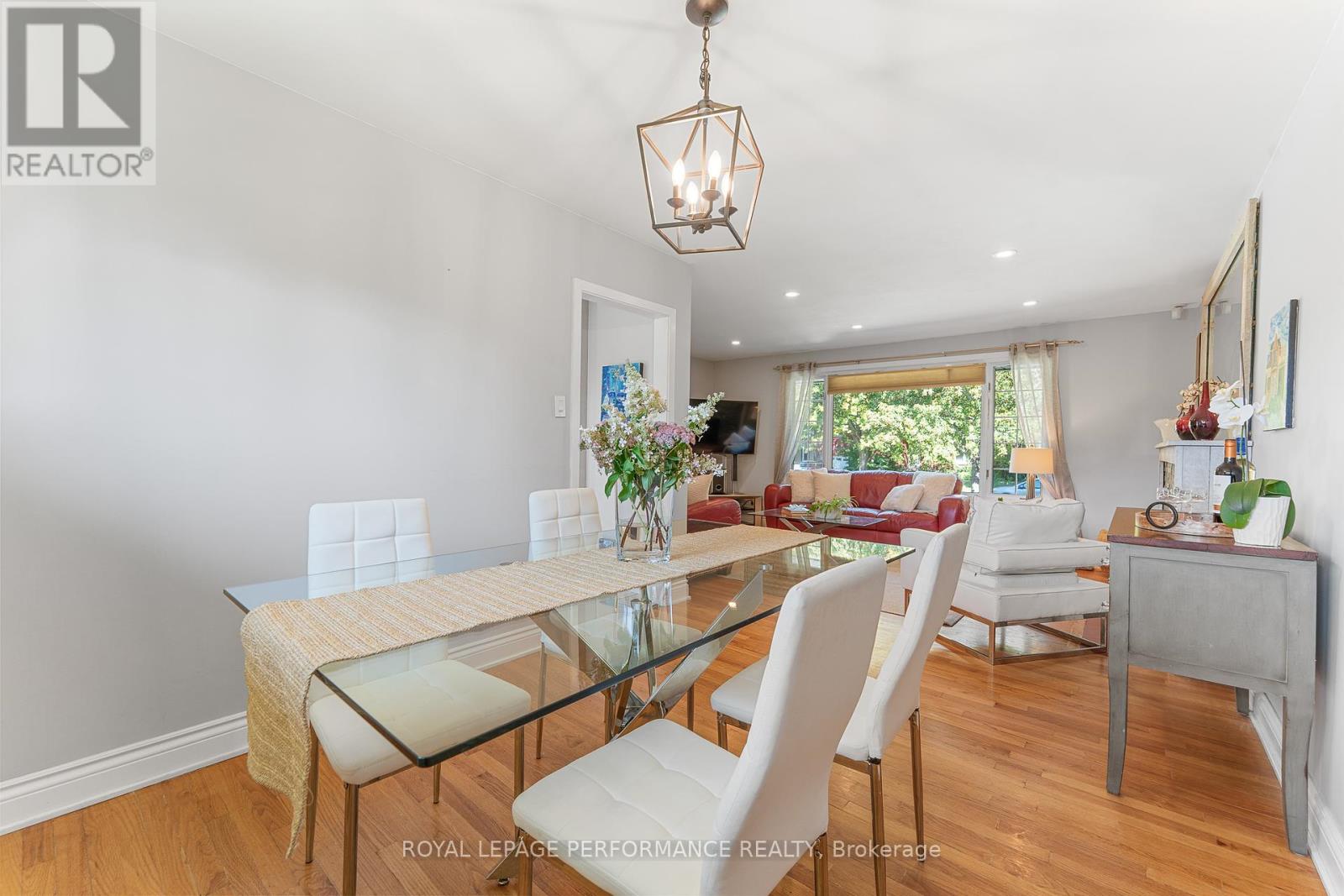 1044 Cromwell Drive