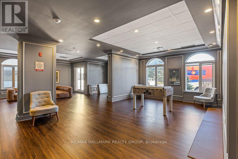 4c - 310 Central Park Drive