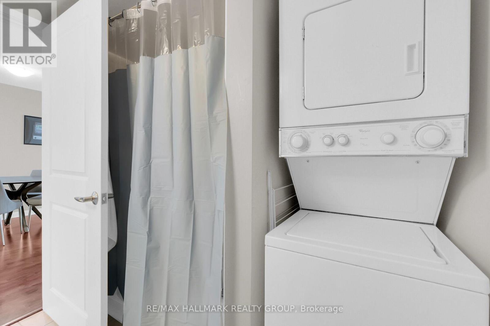 209 - 138 Somerset Street W