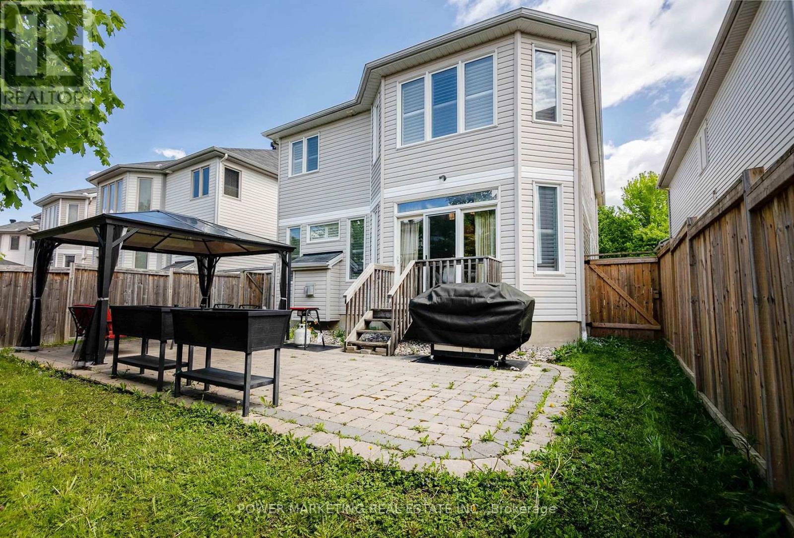 124 Strathcarron Crescent