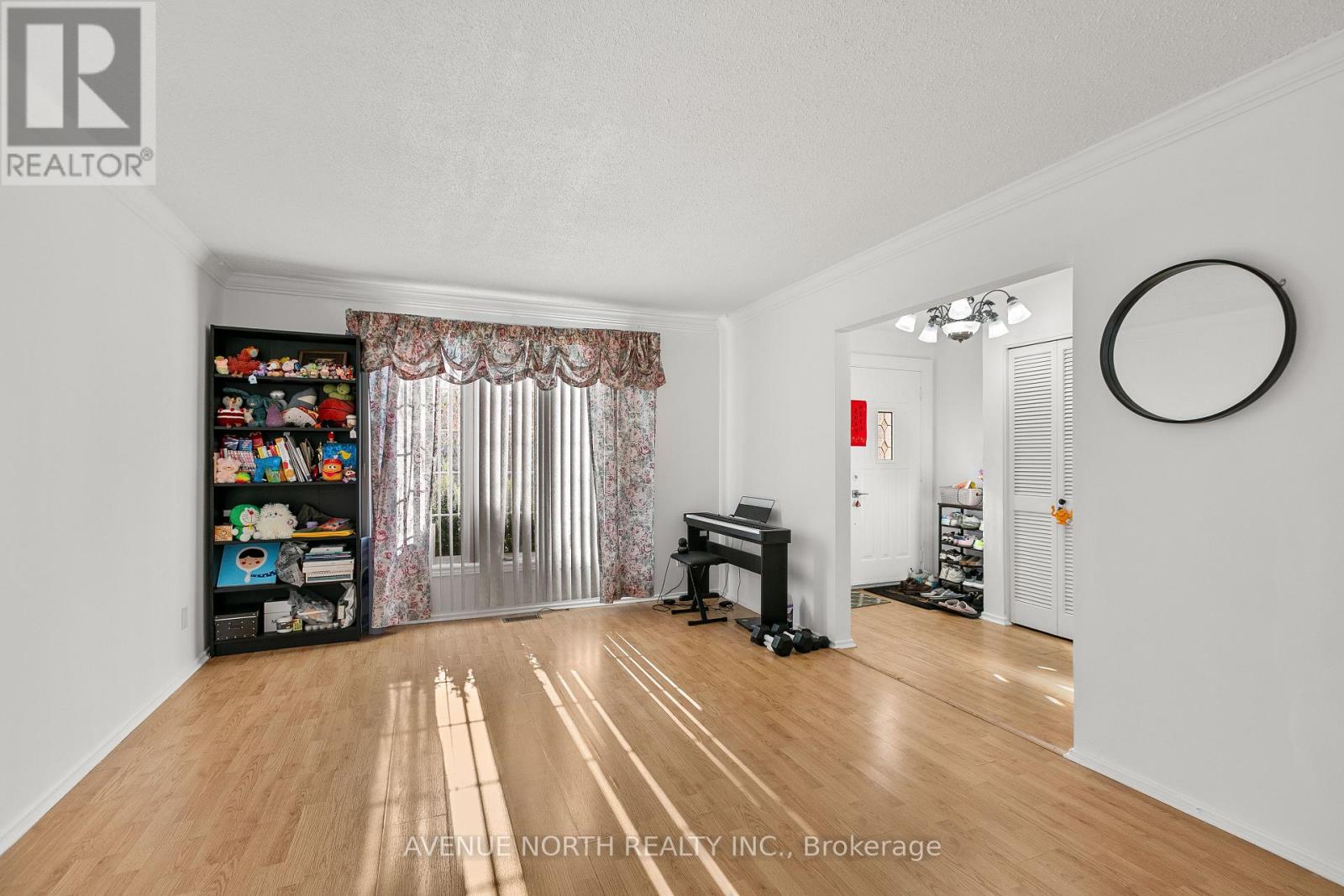 64 - 3260 Southgate Road