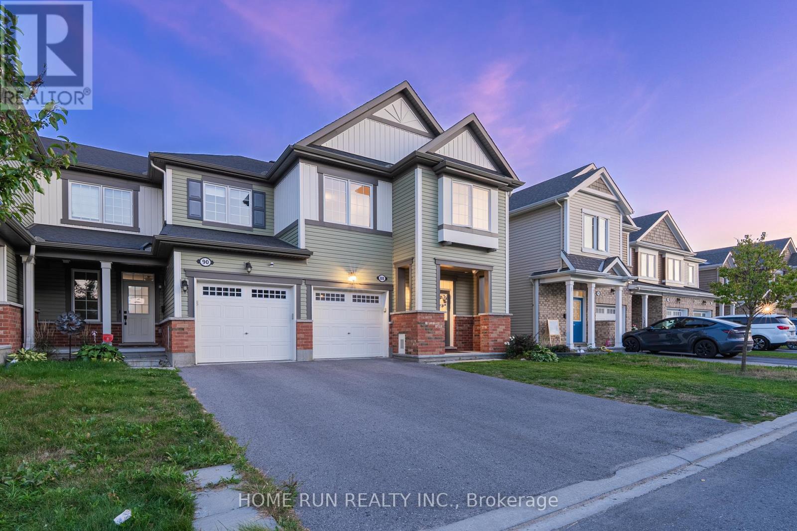 88 Buffalograss Crescent
