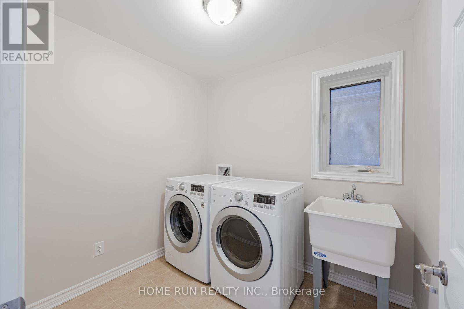 88 Buffalograss Crescent