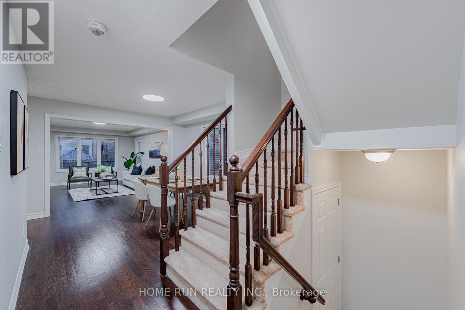 88 Buffalograss Crescent