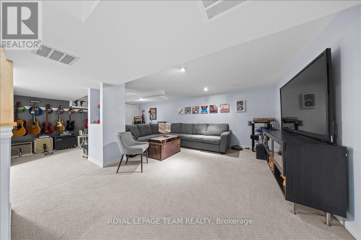 1371 Pebble Road