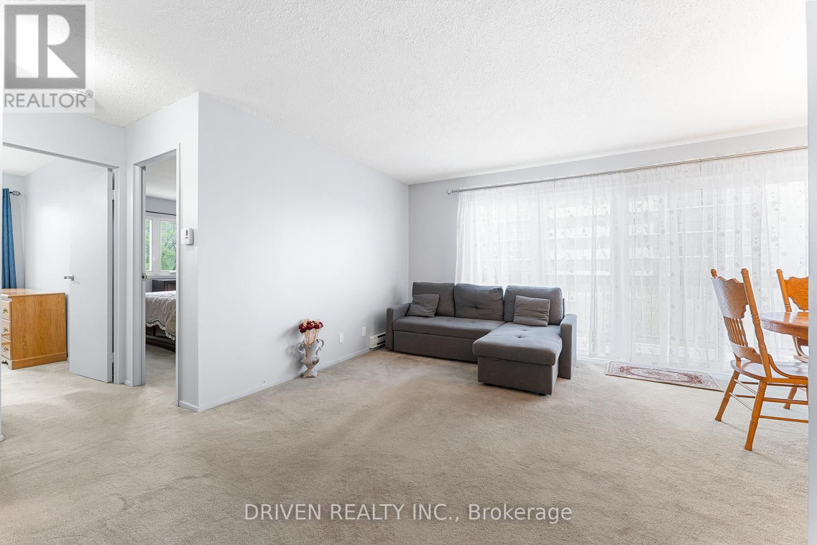 158 A Mcarthur Avenue
