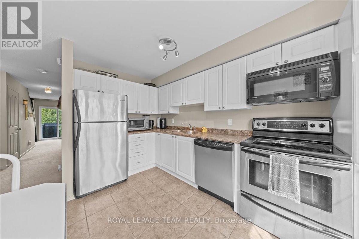 157 Fordham Private