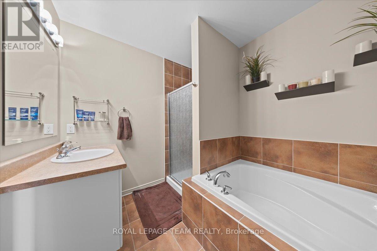 157 Fordham Private