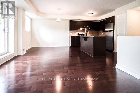 2 - 525 Stonefield Private