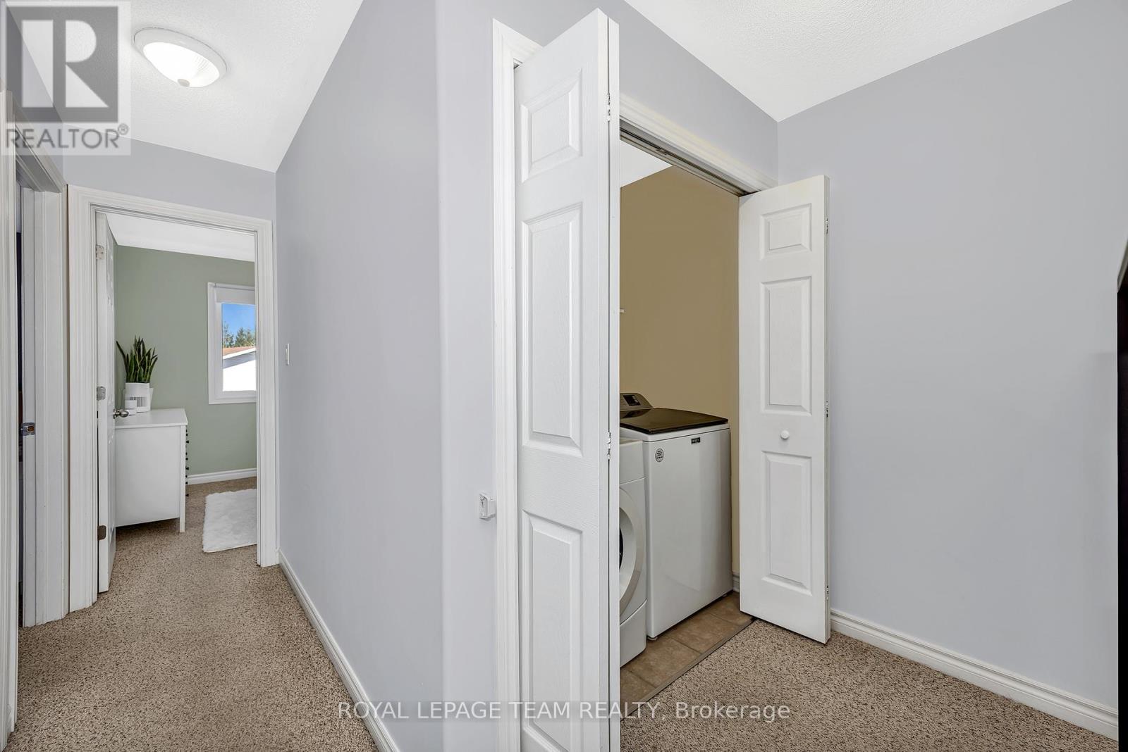 111 Raina Way