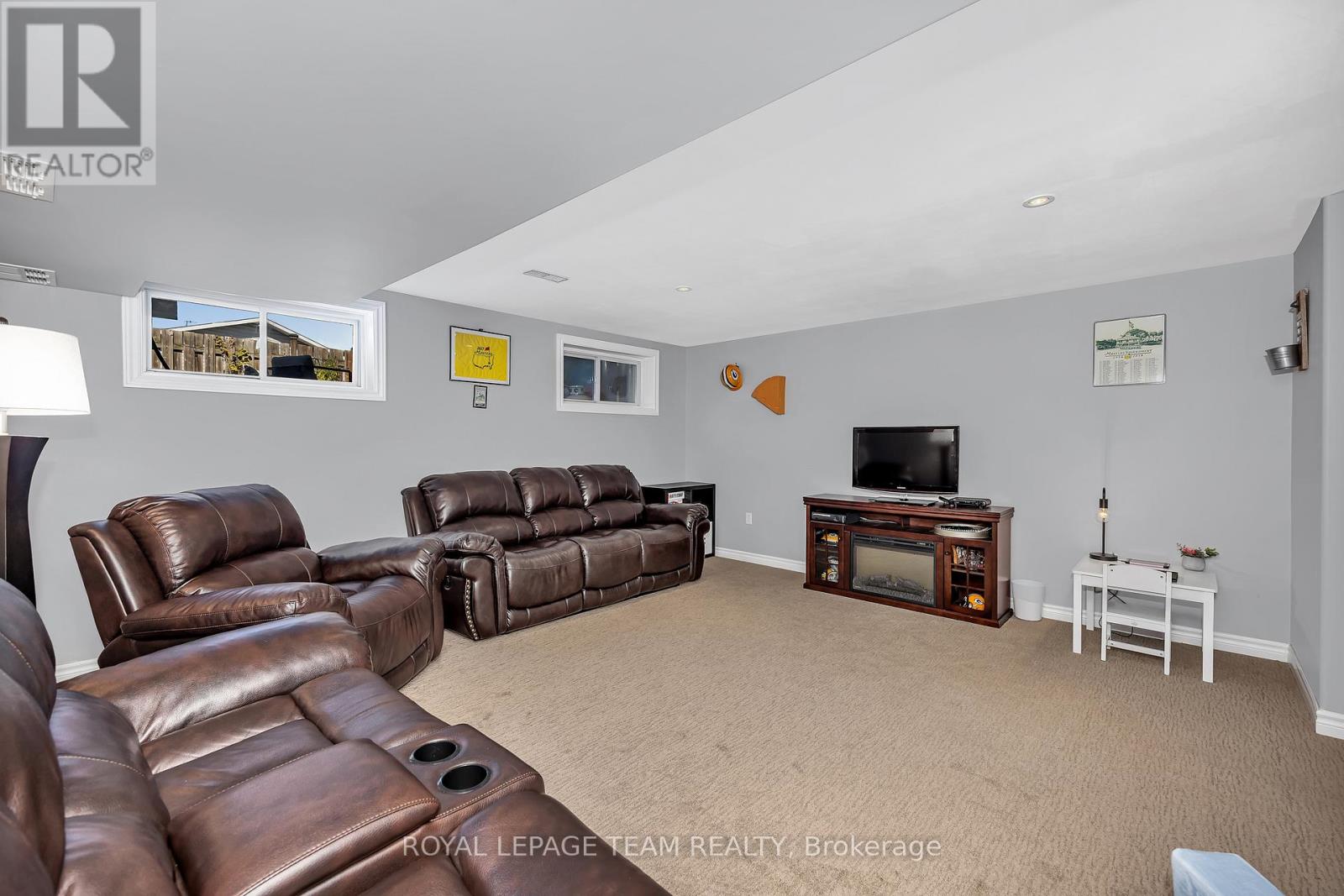 111 Raina Way