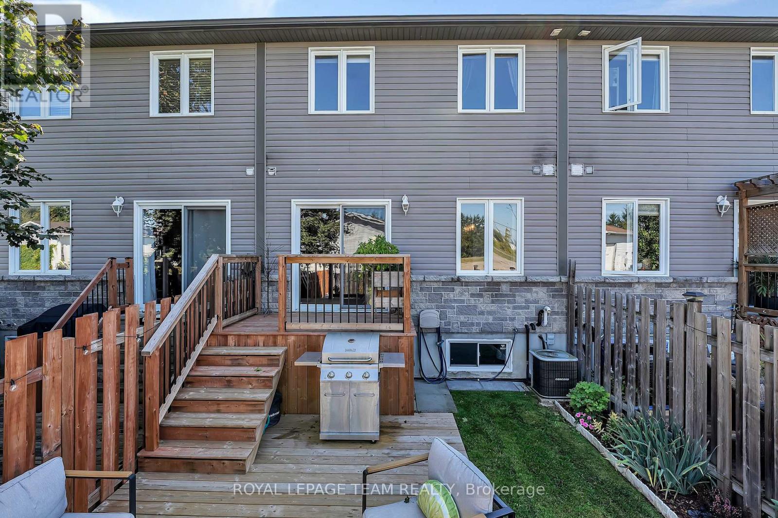 111 Raina Way