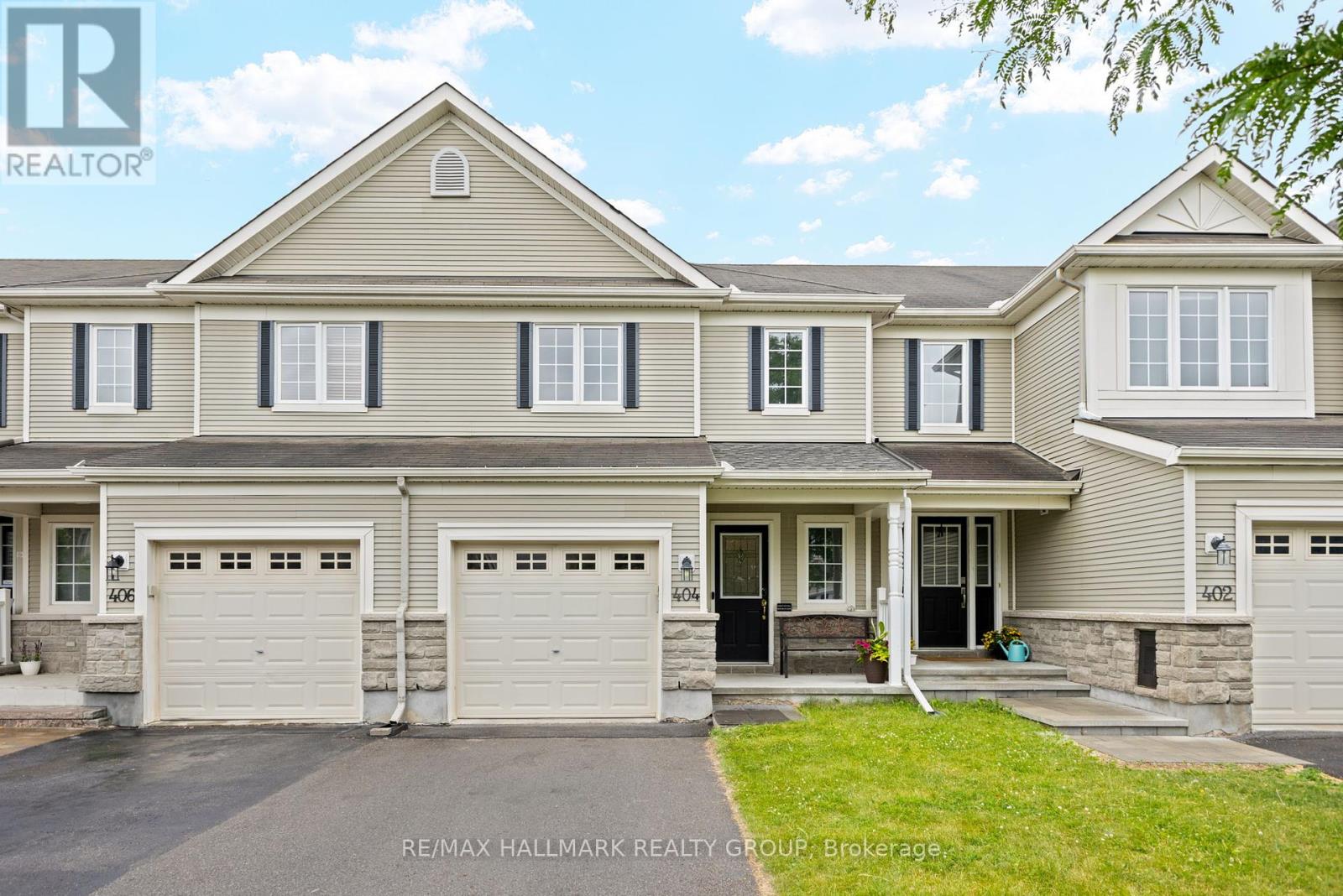 404 Wisteria Crescent